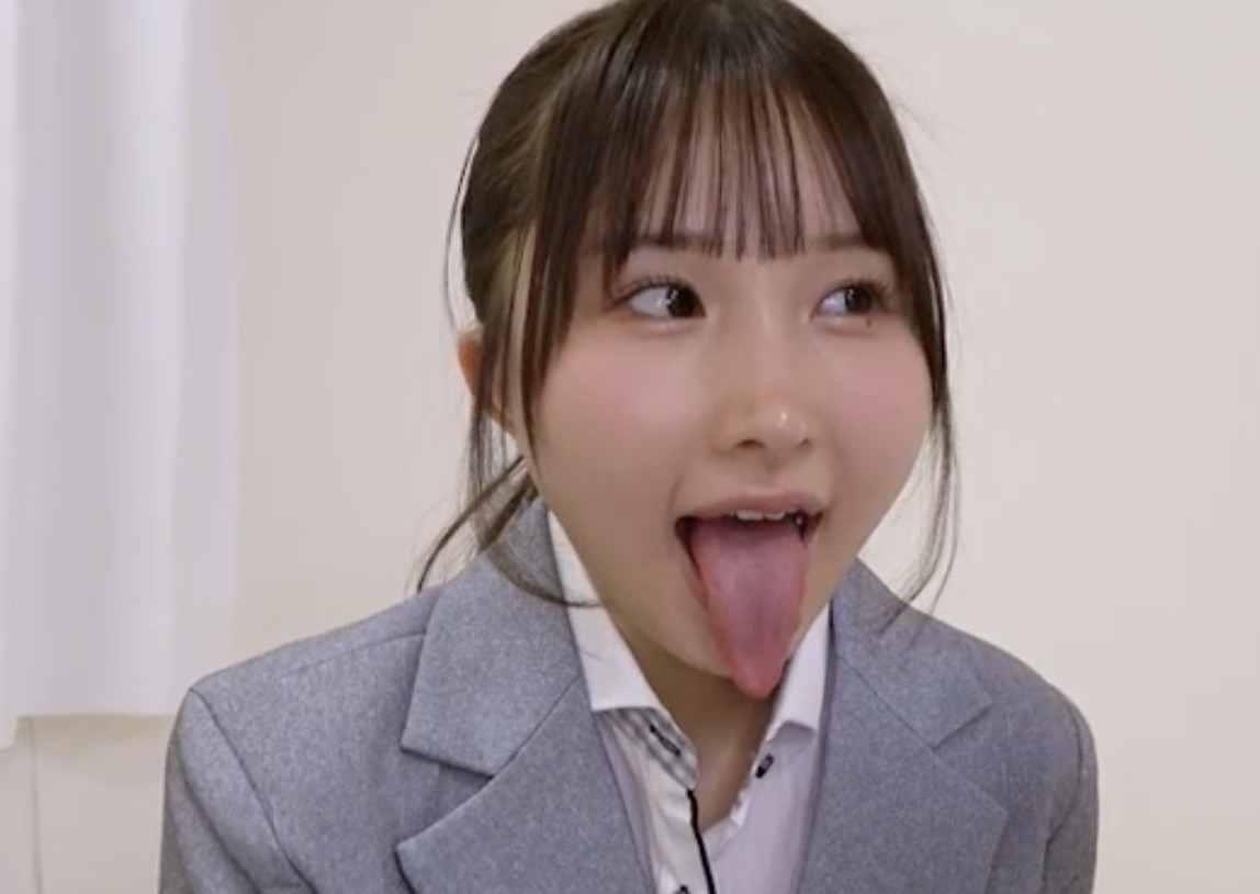 顔舐め・鼻舐め作品として見る「由良かなのお仕事頑張ったご褒美だよ♡ 変態部下の僕を全肯定して、これでもかと顔中舐め回して****まみれにしてくれる超美人上司!」はどんな作品?