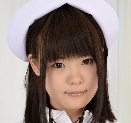 愛代さやか