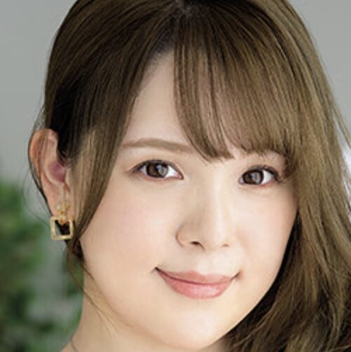 西村ニーナ