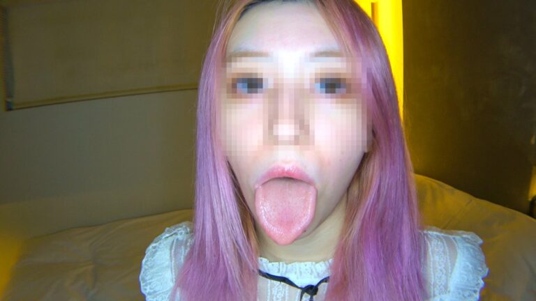 【本物素人】ピンク髪ギャル玲央様「可愛い子の舌が見たい!」口内ドUP撮で欠損歯丸見え!