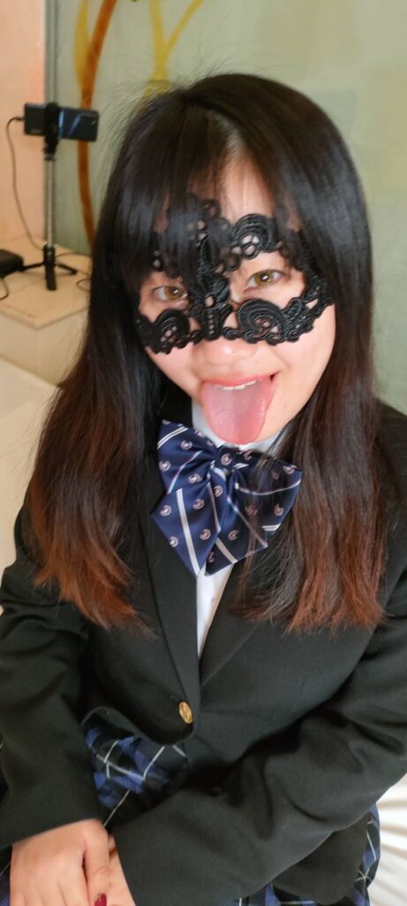 口臭フェチ向け!【長ベロ淫乱娘】【総時間約6時間分!!】【全部10個盛り!!】過去作No1の長ベロ淫乱娘!!ムチムチ童顔女子大生 のんちゃん の"舌、口、オナラ、肛門等"匂いスペシャルフェチ向けお買い得セット ④