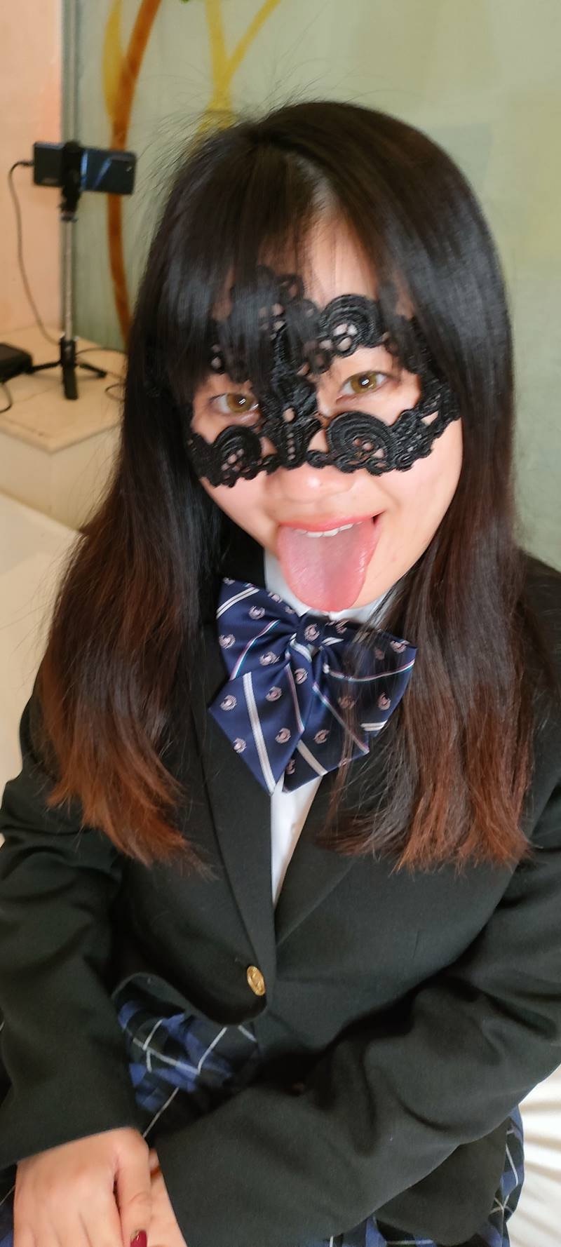 口臭フェチ向け!【長ベロ淫乱娘】【総時間約6時間分!!】【全部10個盛り!!】過去作No1の長ベロ淫乱娘!!ムチムチ童顔女子大生 のんちゃん の"舌、口、オナラ、肛門等"匂いスペシャルフェチ向けお買い得セット ④